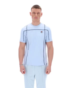 Camiseña Terri Skyway con ribetes en contraste