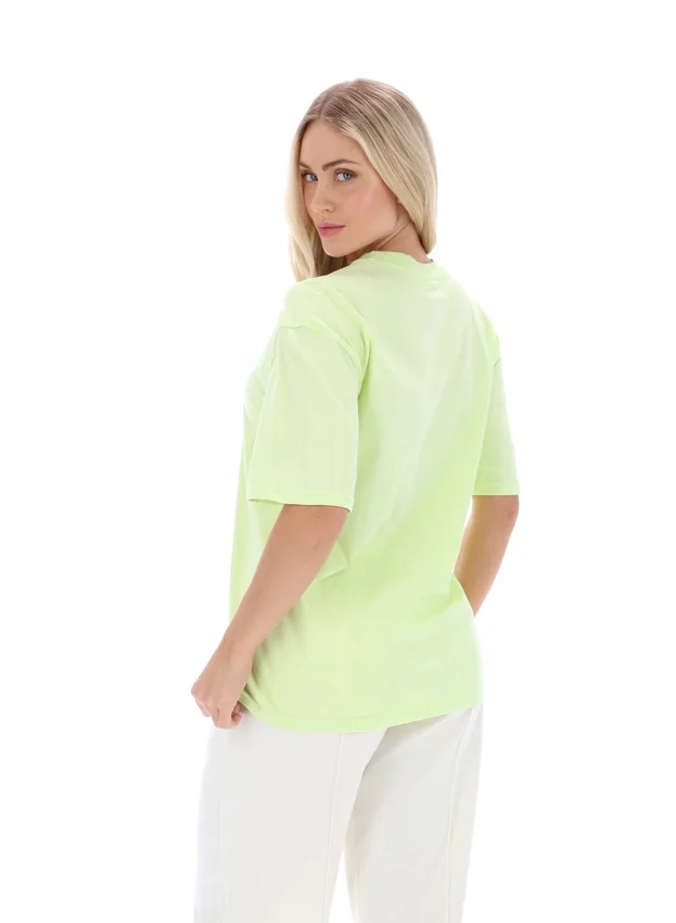 Camiseta Jacy Boyfriend en color Shadow Lime