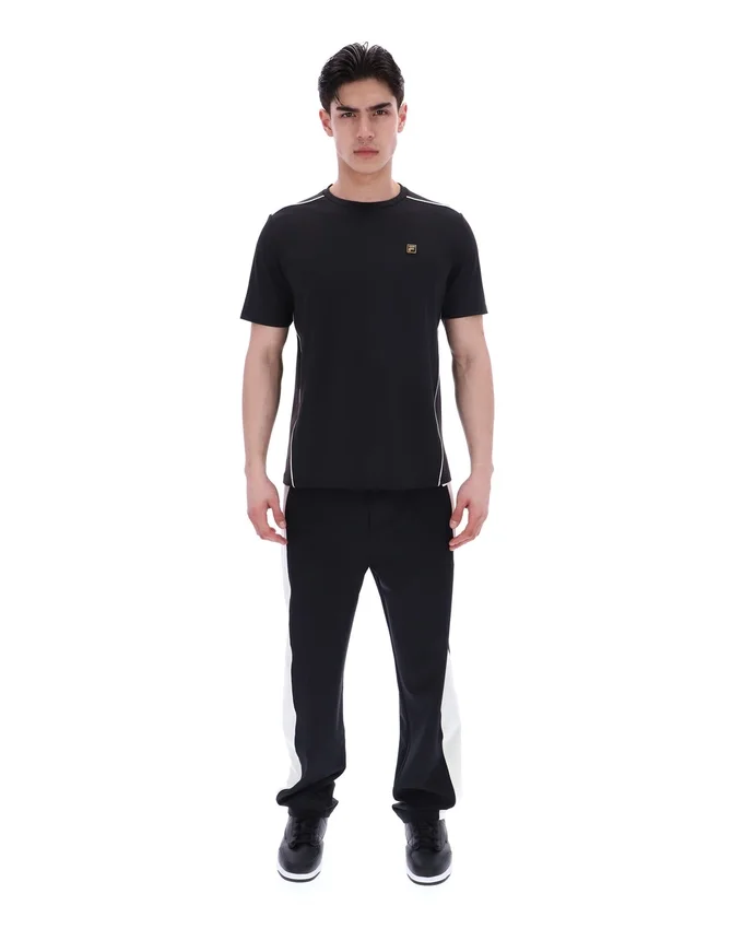 Camiseta Lawrenze inspirada en el fitness en negro