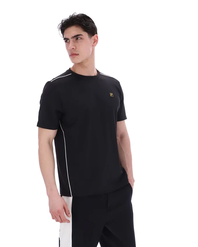 Camiseta Lawrenze inspirada en el fitness en negro