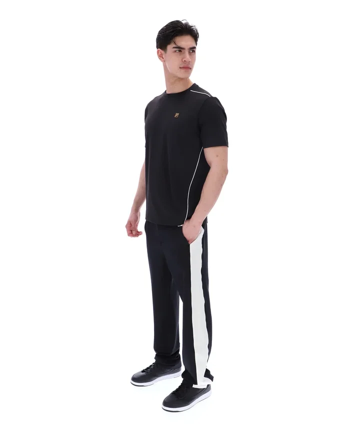 Camiseta Lawrenze inspirada en el fitness en negro