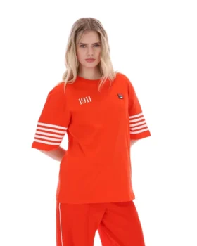 Camiseta Manarola Boyfriend en color granadina