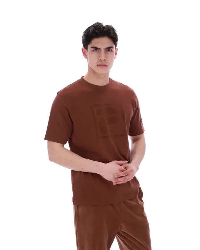 Camiseta Pepe color capuchino con logotipo flocado