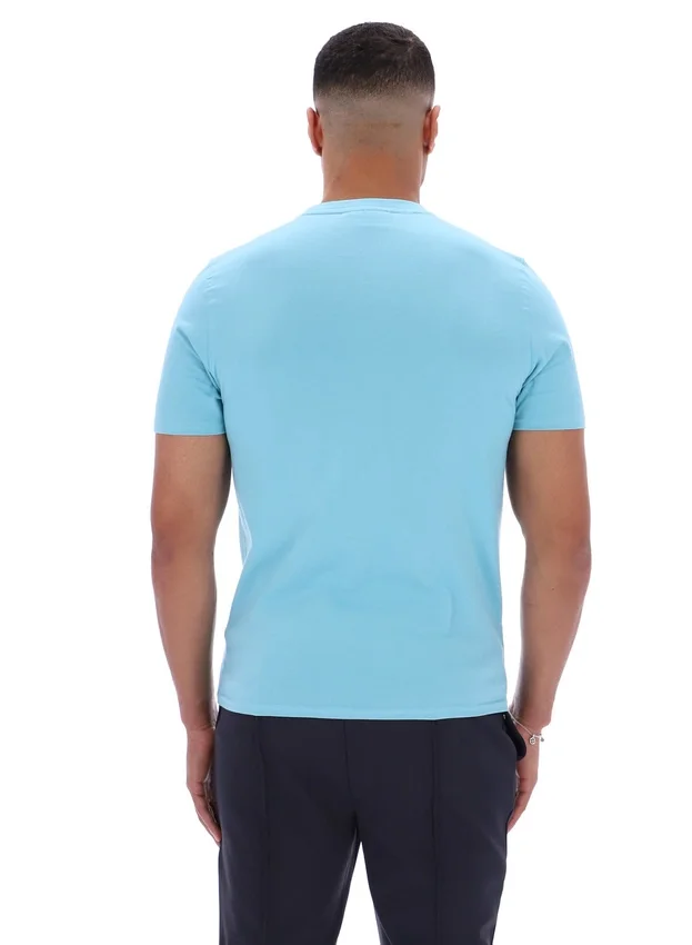 Camiseta Sunny Essential en azul lechoso