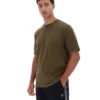 Camiseta Yaxley 3 Premium en verde oliva oscuro
