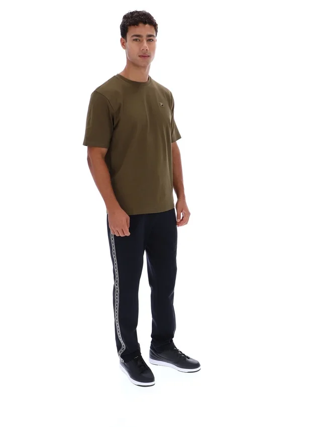 Camiseta Yaxley 3 Premium en verde oliva oscuro