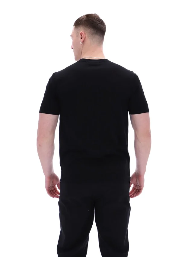 Camiseta Yaxley Premium negra