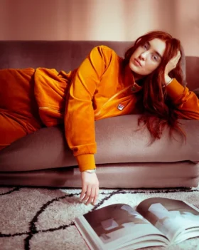 Chaqueta de chándal de velour Nero en tono Pumpkin Spice