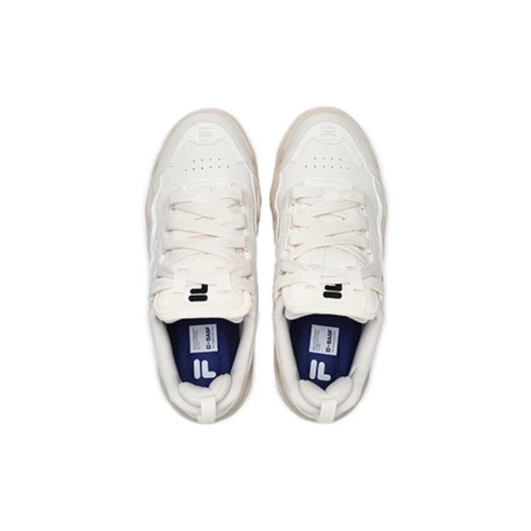 Classic Kicks: comodidad versátil «Blanco»