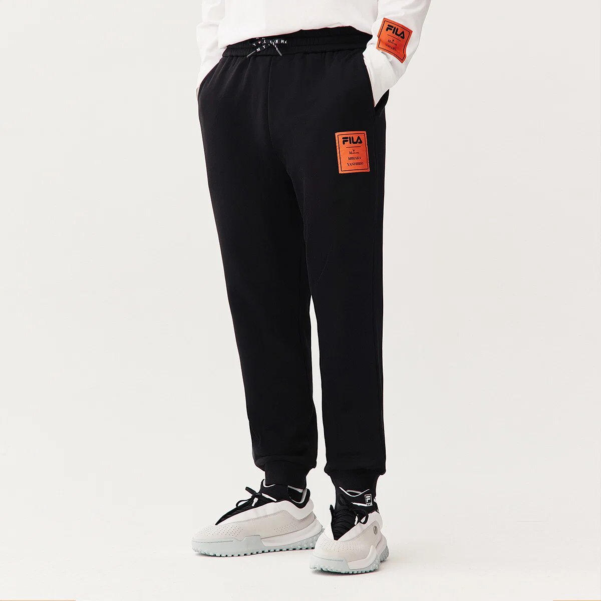 Fila x Mihara Pantalones largos deportivos de punto para uso casual, color negro