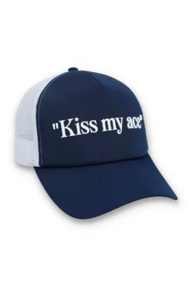 Gorra Fila Navy Wells Slogan de neopreno con parte trasera de malla
