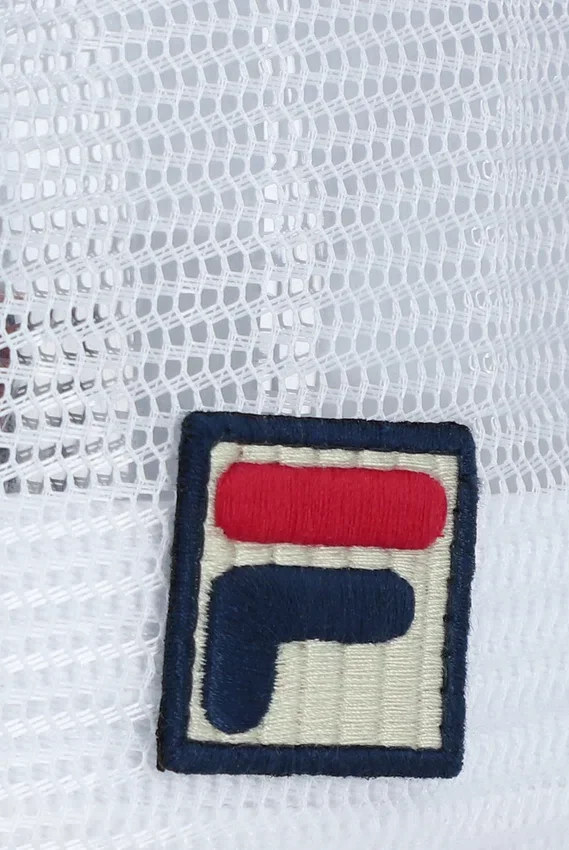 Gorra Fila Navy Wells Slogan de neopreno con parte trasera de malla