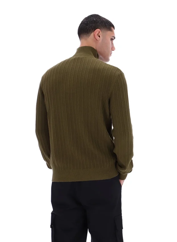 Jersey de punto texturizado con cuello de embudo y cremallera de 1/4 Stevie en verde oliva oscuro