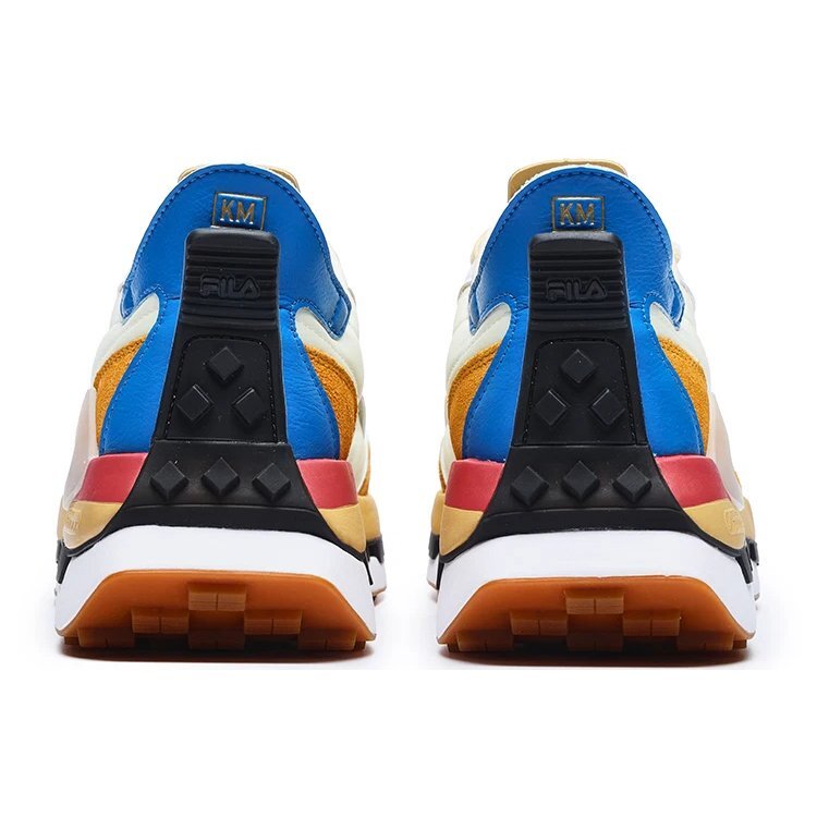 KM Shoes «Blanco, amarillo y azul»