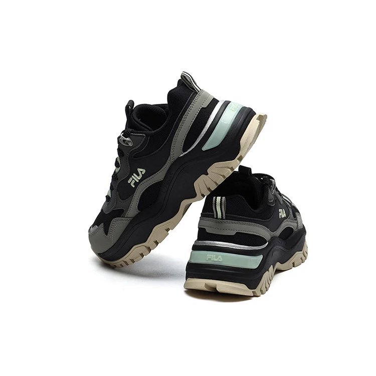 Nico «Negro, gris y verde»