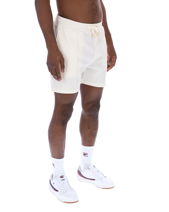 Pantalones cortos Eusebio con pliegues en color Gardenia