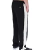 Pantalones negros inspirados en el tenis de Ali