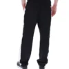 Pantalones negros inspirados en el tenis de Ali