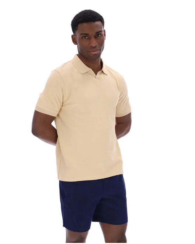 Polo clásico beige Tristiano con textura