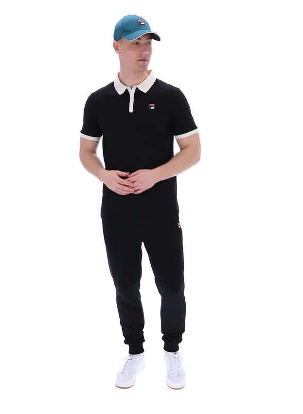 Polo de manga corta Panatta 2 en negro con pantalones cortos