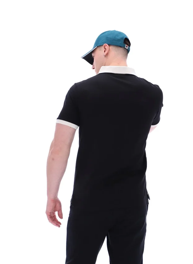 Polo de manga corta Panatta 2 en negro con pantalones cortos