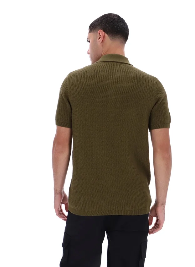 Polo de punto texturizado Sander en verde oliva oscuro