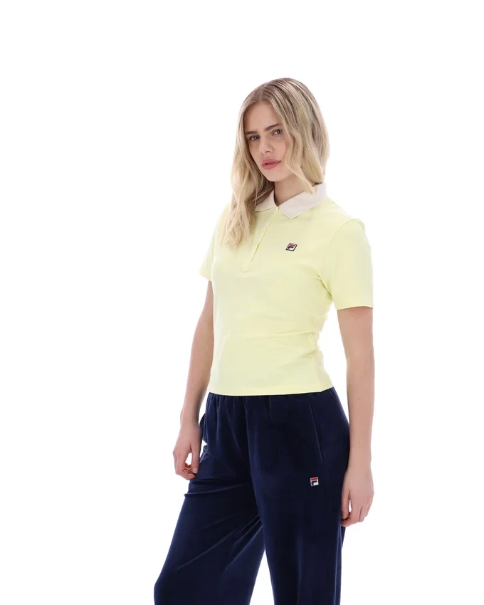 Polo Juno Fitted Iconic en amarillo cera