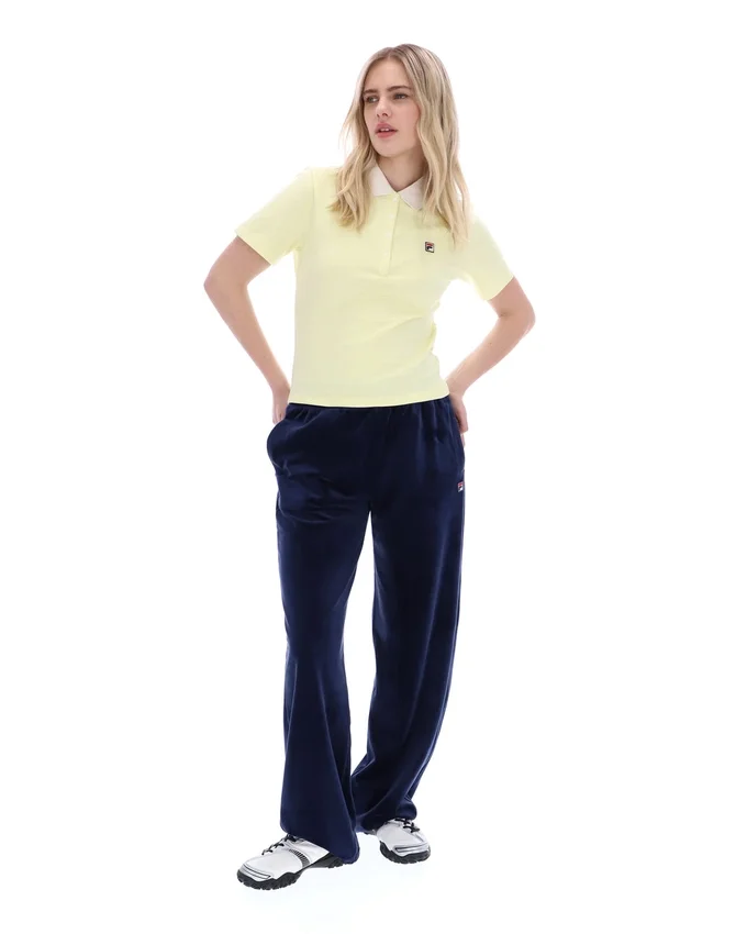 Polo Juno Fitted Iconic en amarillo cera
