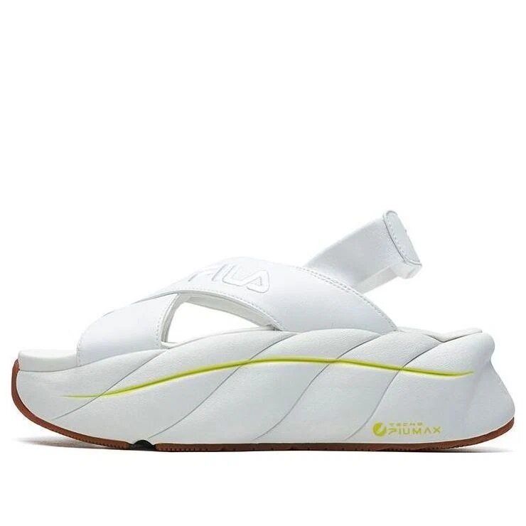 Sandalias deportivas en blanco brillante