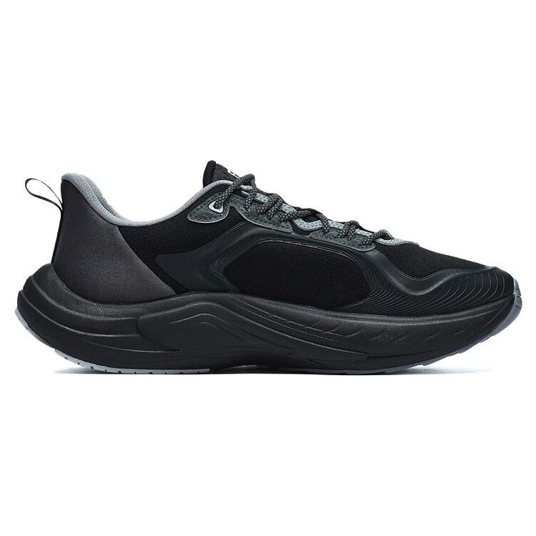 Wolf Sneakers «Jet Black»
