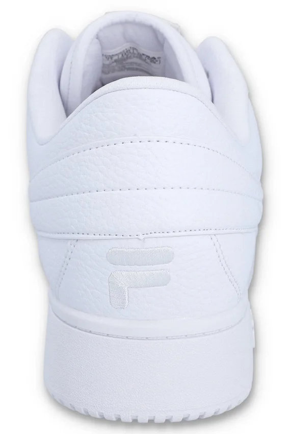 Zapatillas blancas de baloncesto