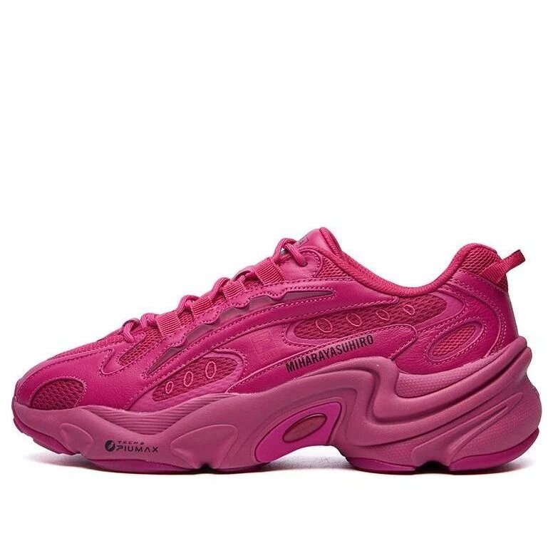 Zapatillas de correr de caña baja Mihara x Fila Pentera, color rosa