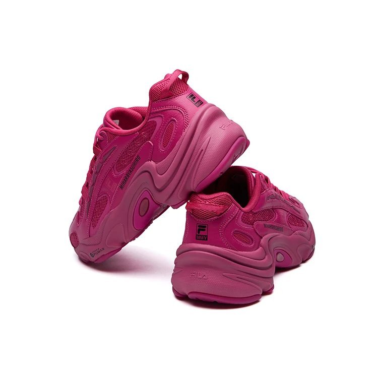 Zapatillas de correr de caña baja Mihara x Fila Pentera, color rosa