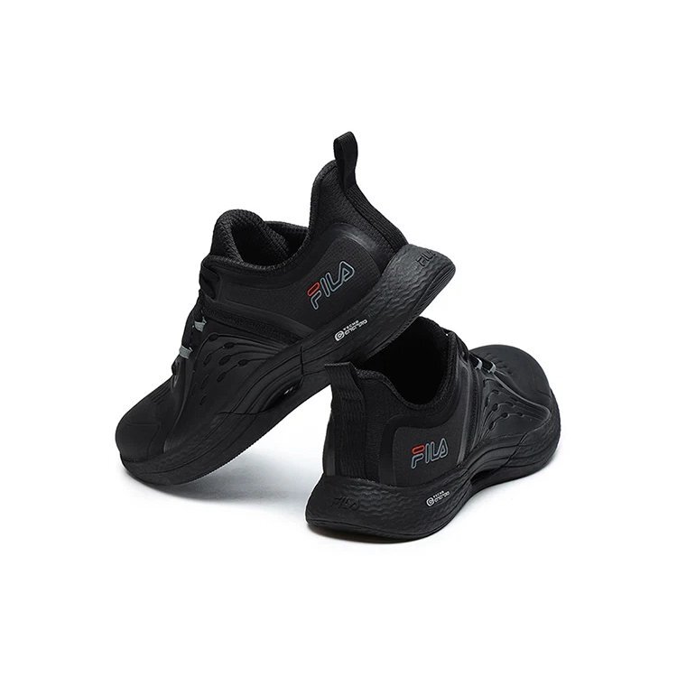 Zapatillas de entrenamiento «Triple Black»