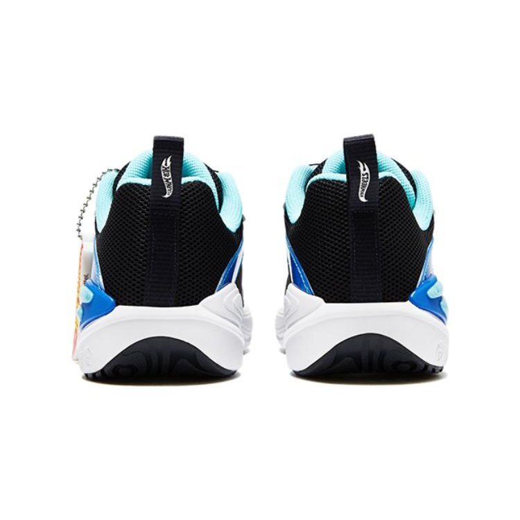 Zapatillas deportivas casuales «Negro, azul y blanco»
