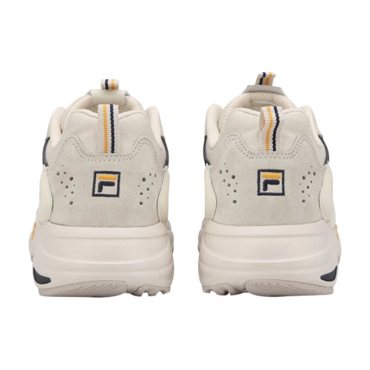 Zapatillas deportivas clásicas de la serie Tracer, color beige