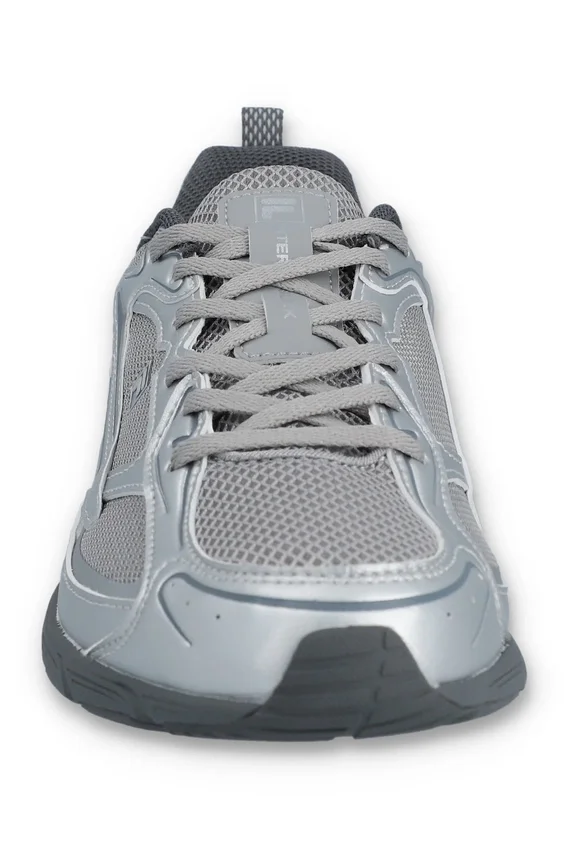 Zapatillas deportivas unisex Interun Sleek en color plateado