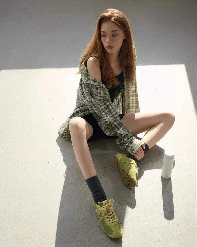 Zapatillas Ritmo de gamuza verde para mujer