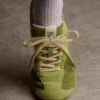 Zapatillas Ritmo de gamuza verde para mujer