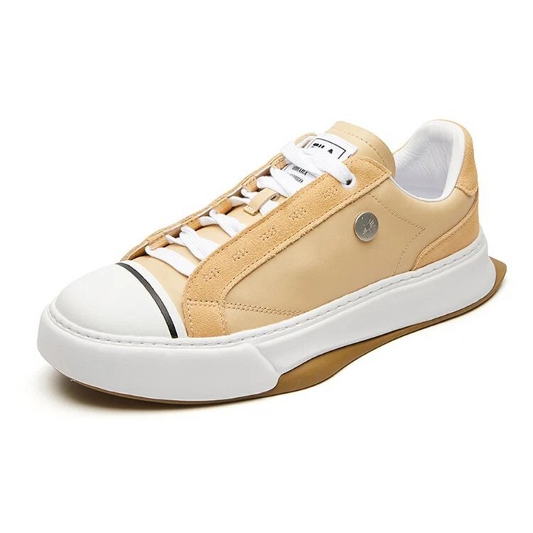 Zapatos casuales bajos Mihara x Fila Beige