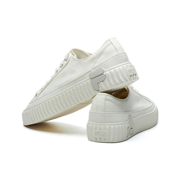 Zapatos de lona Gear, blancos